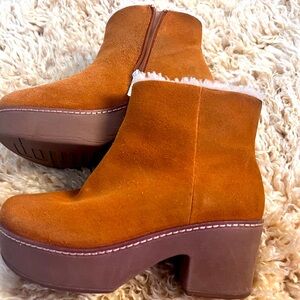 FitFlop Womens Pilar Suede Ankle Boots